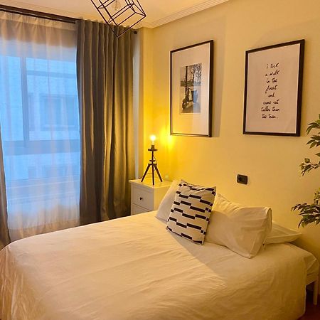 Parking, Vistas Al Mar Y Tres Habitaciones Ла-Корунья Экстерьер фото